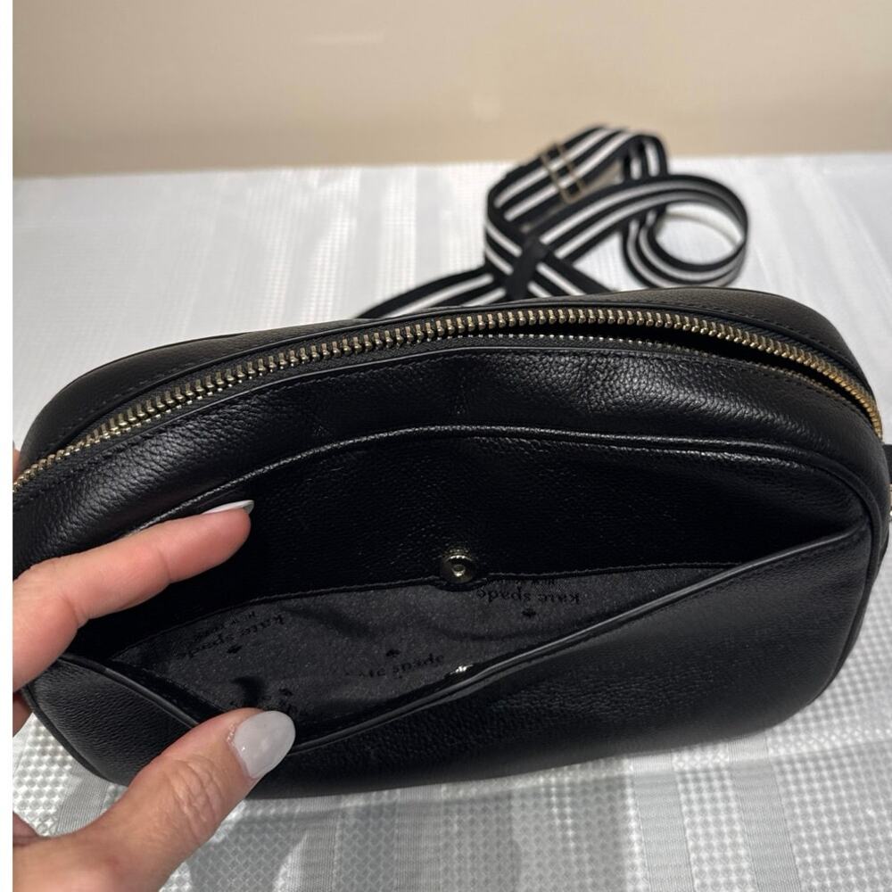 Kate Spade New York Rosie pebbled leather flap camera bag purse in black - Picture 6 of 14